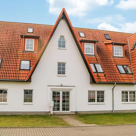 1 Bedroom Cozy In Elmenhorst Apartment *